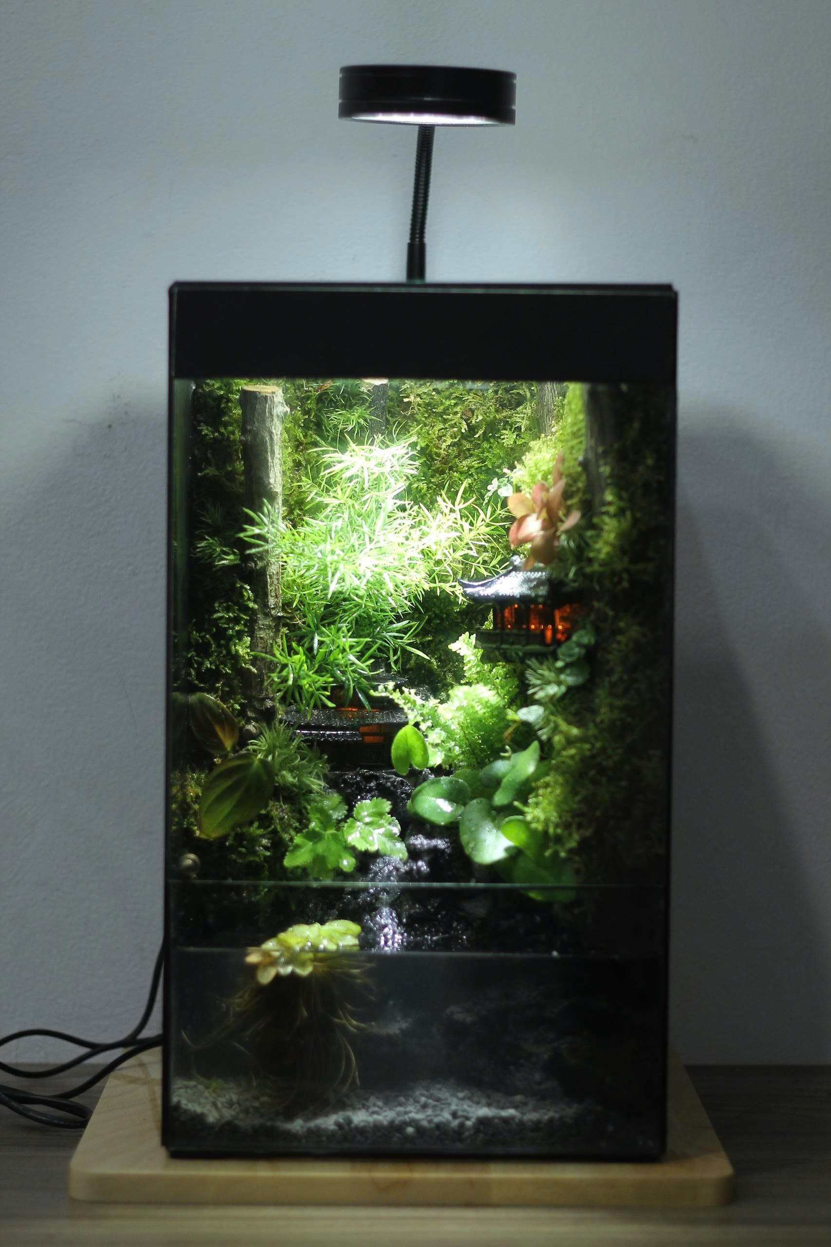 Bán Cạn Hiệu Ứng Mưa cổ trấn yên bình 20x20x35cm