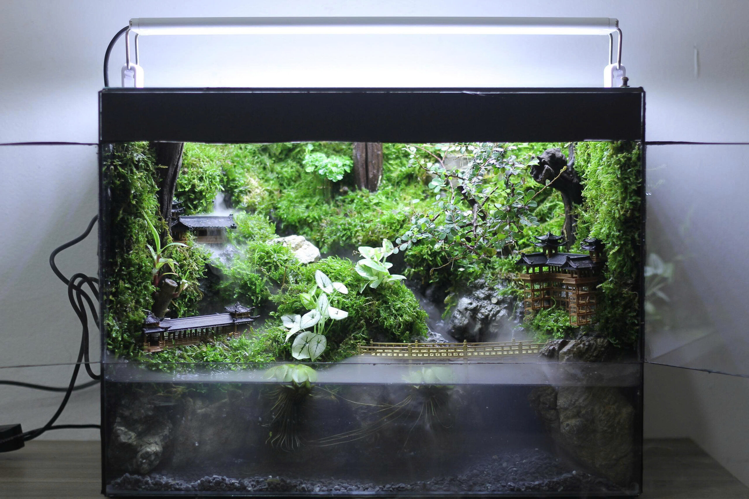 Cổ Trấn Trong Sương Mưa 40x25x30cm