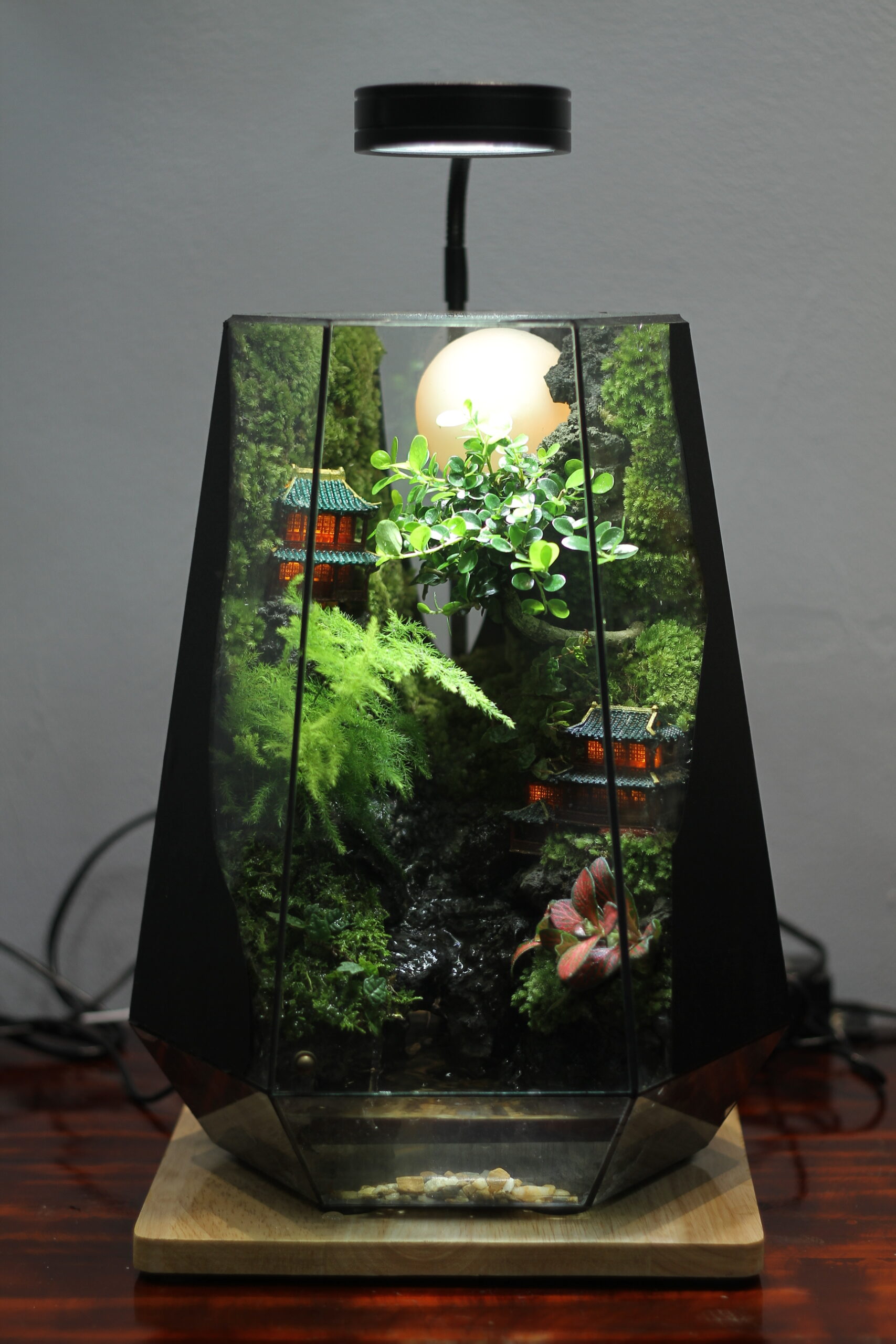 Cổ Trấn Dưới Trăng size 24x24x32cm